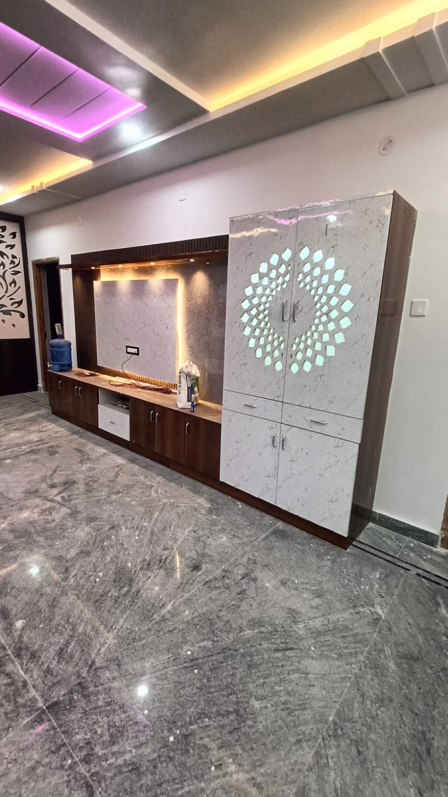 Additional Listing Image